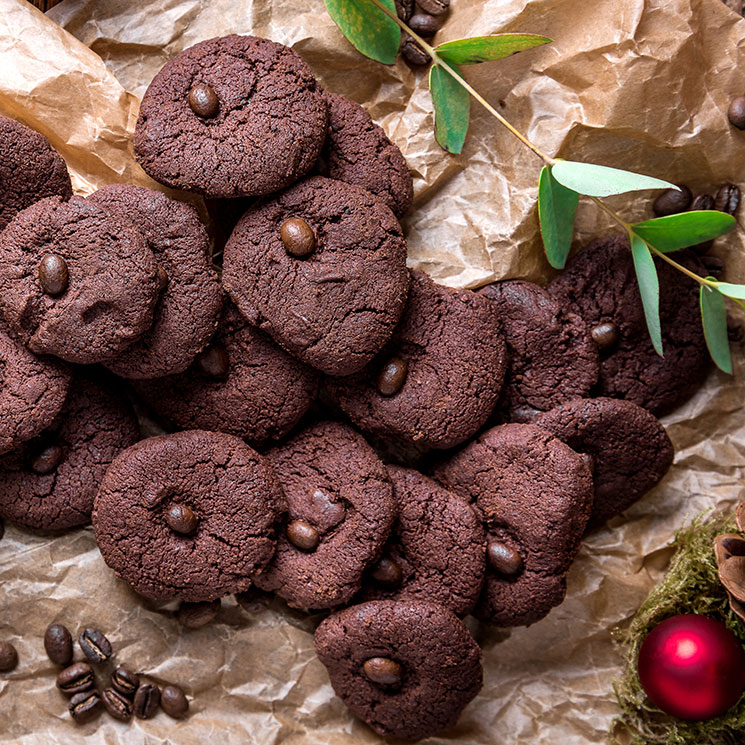 galletas-de-navidad-de-chocolate-negro-y-cafe